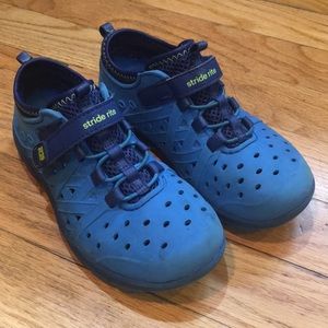 Stride Rite Phibians size 11